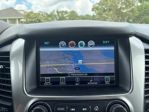 Used 2020 Chevrolet Suburban Premier image 27