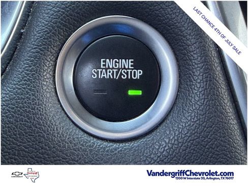 Certified 2022 Chevrolet Traverse LT FWD image 19
