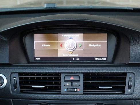 Used 2008 BMW M3 Convertible w/ Technology Pkg image 31