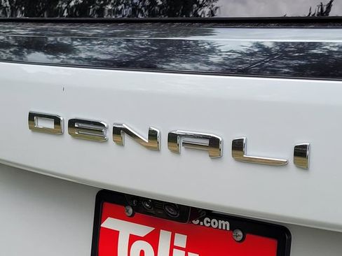 New 2026 GMC Yukon Denali Ultimate AWD/4WD image 8