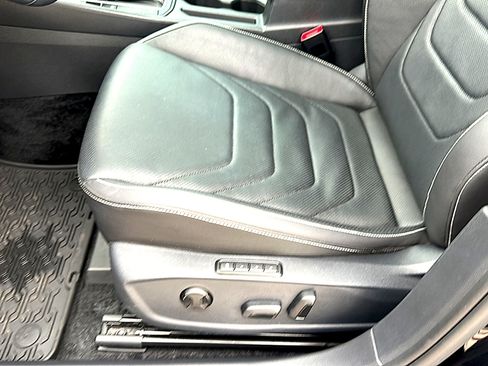 Used 2024 Volkswagen Jetta SEL FWD image 15