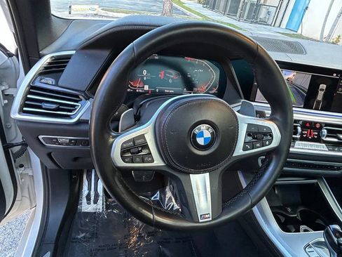 Used 2022 BMW X5 sDrive40i w/ M Sport Package RWD image 51