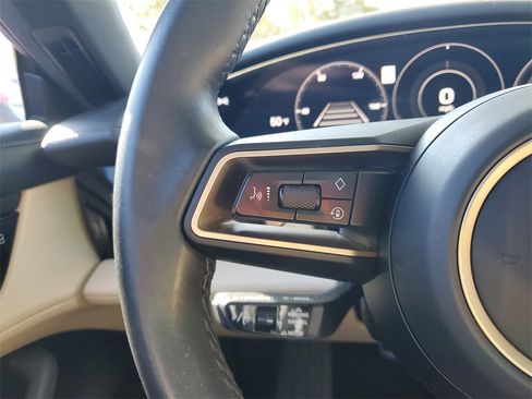 Used 2023 Porsche Taycan image 20