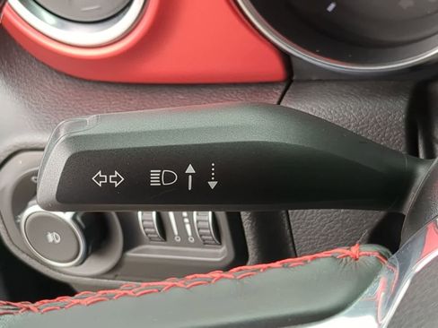 Used 2021 Jeep Wrangler Unlimited Rubicon image 26