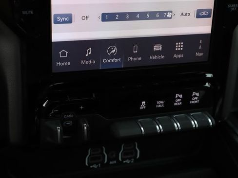 New 2026 RAM 3500 Big Horn AWD/4WD image 29