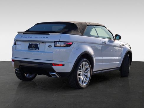 Used 2018 Land Rover Range Rover Evoque SE Dynamic AWD/4WD image 4