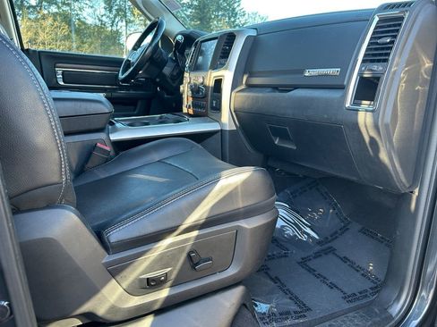 Used 2017 RAM 3500 Laramie AWD/4WD image 27