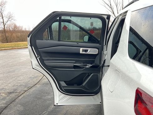 Used 2023 Ford Explorer ST w/ Equipment Group 401A image 35