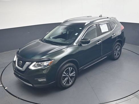 Used 2019 Nissan Rogue SV w/ Premium Package AWD/4WD image 36