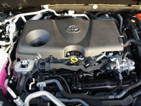 Used 2025 Toyota RAV4 XSE image 28