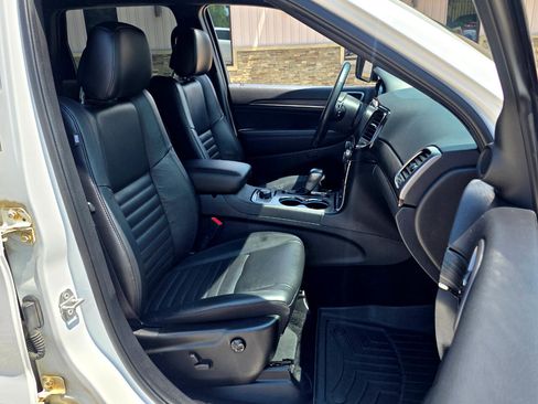 Used 2021 Jeep Grand Cherokee Limited X image 26