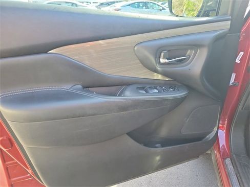 Used 2017 Nissan Murano S w/ Navigation Package image 13