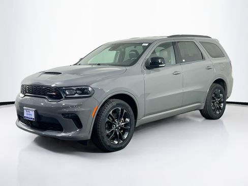 Used 2023 Dodge Durango GT image 1