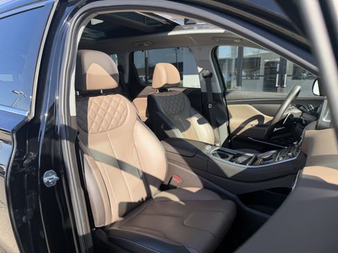 Used 2021 Hyundai Santa Fe Limited image 24