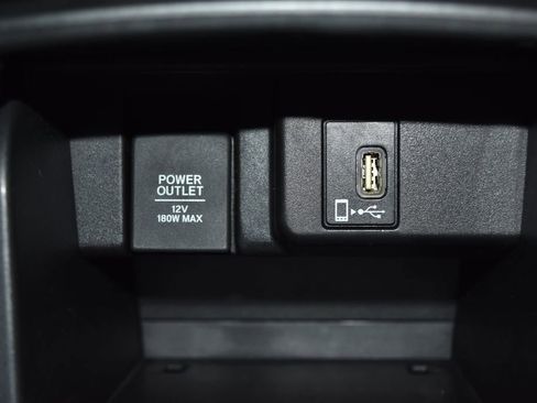 Used 2018 Honda Accord Sport image 14