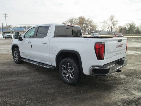 New 2026 GMC Sierra 1500 SLT w/ SLT Premium Plus Package AWD/4WD image 7
