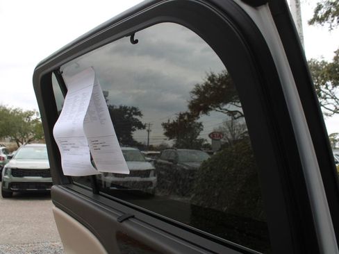 Used 2021 Lincoln Aviator Reserve w/ Equipment Group 201A image 29