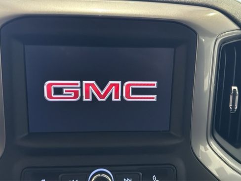 Used 2024 GMC Sierra 2500 Pro w/ Convenience Package image 19