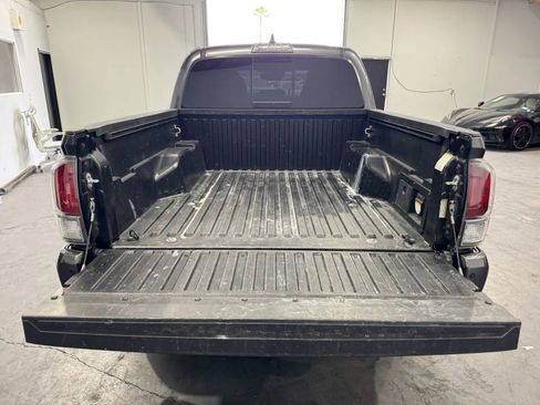 Used 2023 Toyota Tacoma TRD Off-Road w/ Technology Package image 10