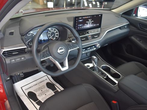 Certified 2026 Nissan Altima 2.5 SV w/ SV Special Edition Package FWD image 26