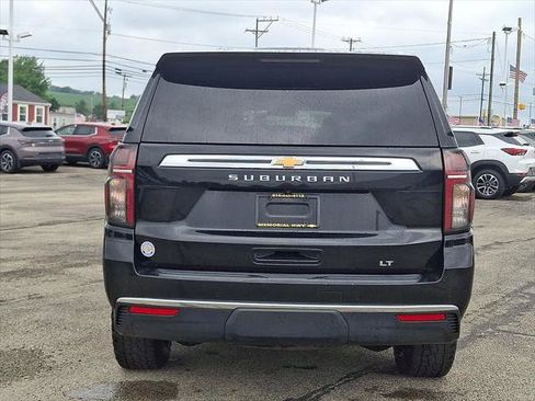 Used 2022 Chevrolet Suburban LT w/ LT Signature Plus Package AWD/4WD image 6