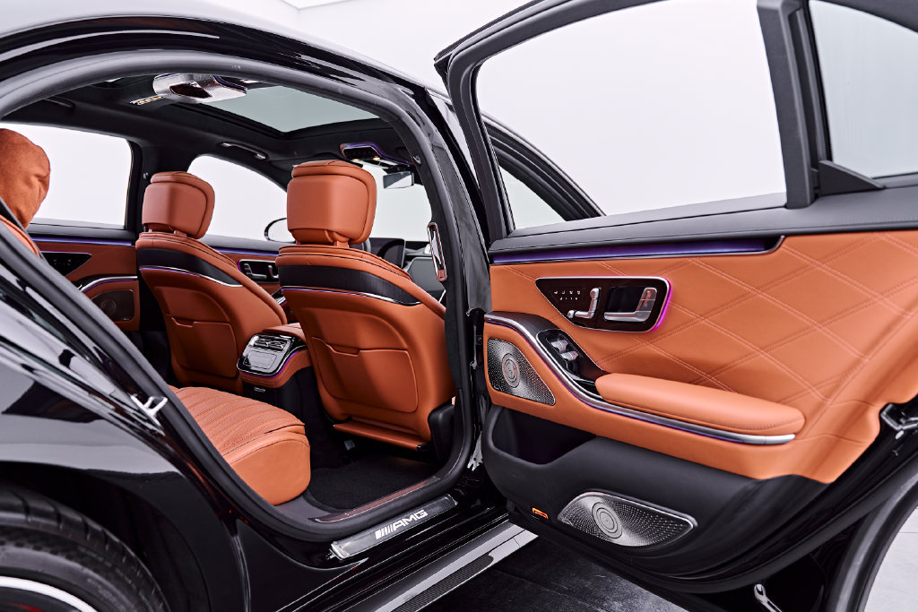 Used 2025 Mercedes-Benz S 63 AMG S image 31