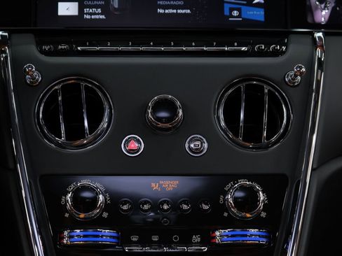 Used 2026 Rolls-Royce Cullinan AWD/4WD image 62