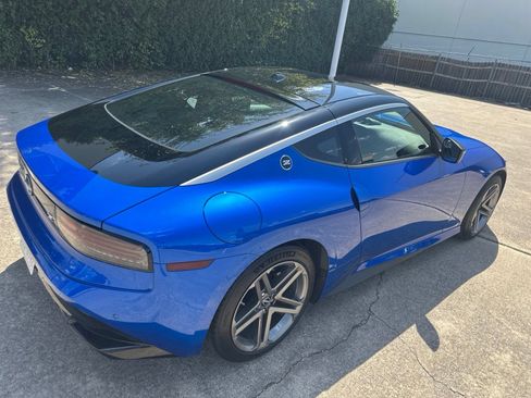 Used 2024 Nissan Z Sport w/ Floor Mat Package RWD image 6