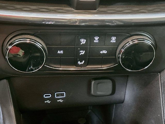 Used 2025 Buick Encore GX Preferred FWD image 15