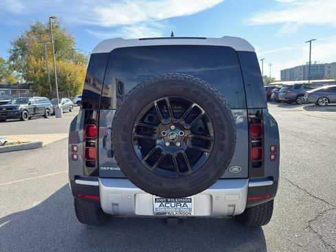 Used 2021 Land Rover Defender 110 S image 6