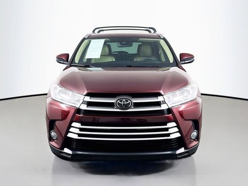 Used 2019 Toyota Highlander XLE FWD image 8