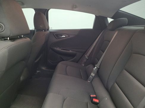 Used 2025 Chevrolet Malibu LS w/ LPO, Floor Liner Package FWD image 18
