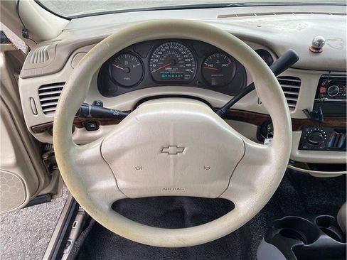 Used 2005 Chevrolet Impala Sedan w/ Police Pkg image 12