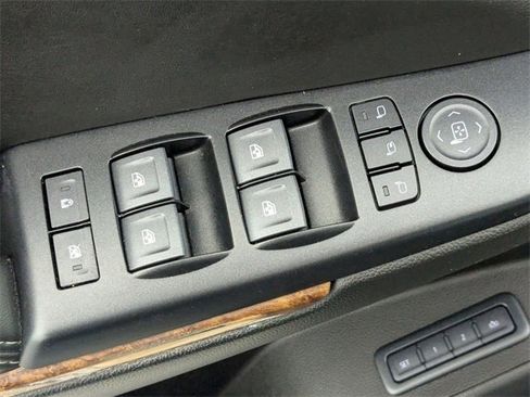 Used 2020 Chevrolet Suburban Premier w/ RST 6.2L Performance Edition image 13