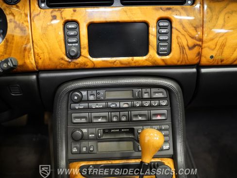 Used 2002 Jaguar XK8 Convertible image 34