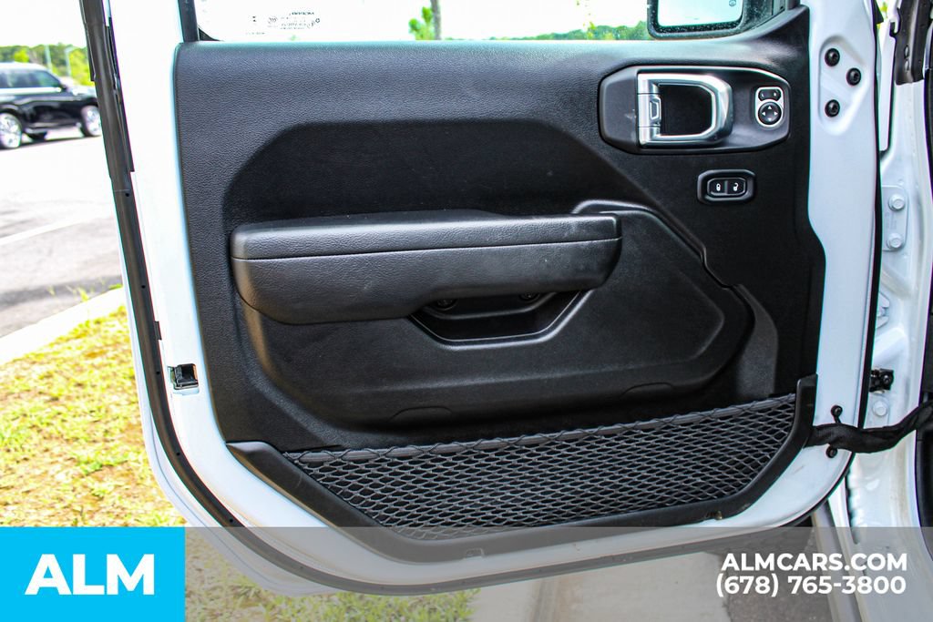 Used 2026 Jeep Gladiator Mojave AWD/4WD image 32