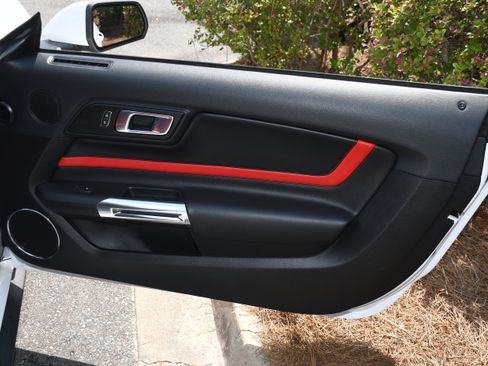 Used 2019 Ford Mustang Premium w/ Equipment Group 201A RWD image 20