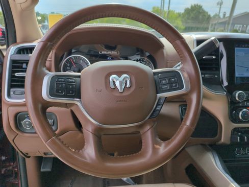 Used 2022 RAM 2500 Laramie AWD/4WD image 18
