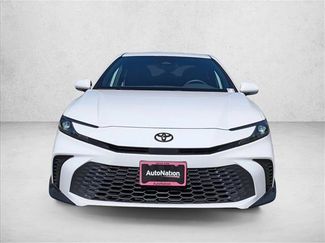 Used 2025 Toyota Camry SE video 2