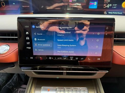 Used 2024 Lincoln Nautilus Black Label w/ Jet Appearance Package (87T) image 30