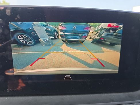 Used 2024 Buick Envista Preferred FWD image 29