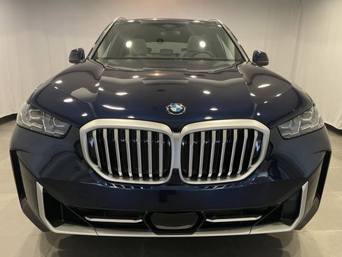 New 2026 BMW X5 xDrive40i w/ Climate Comfort Package image 2
