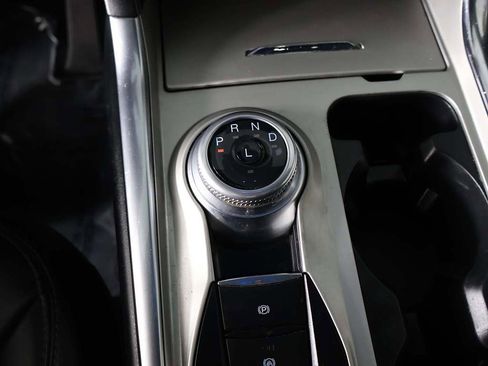 Used 2022 Ford Explorer XLT w/ Equipment Group 202A image 47