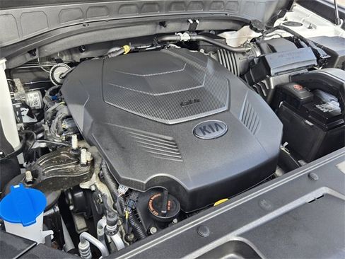 Used 2020 Kia Telluride S w/ S 8 Passenger Seating Package image 19