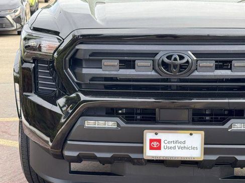 Certified 2025 Toyota Tacoma SR5 image 5