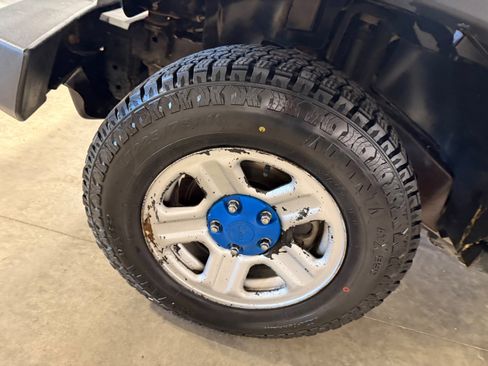 Used 2017 Jeep Wrangler Unlimited Sport AWD/4WD image 30