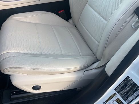 Used 2021 Mercedes-Benz GLE 350 image 7