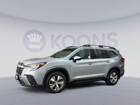 Used 2023 Subaru Ascent Premium w/ Convenience Package AWD/4WD image 1