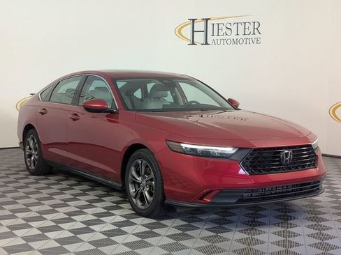 Used 2023 Honda Accord EX image 2