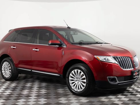Used 2013 Lincoln MKX AWD image 10